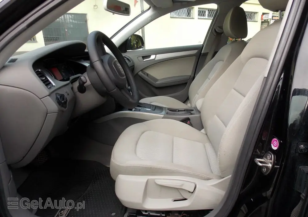 AUDI A4 Avant 2.0 TDI DPF multitronic Attraction