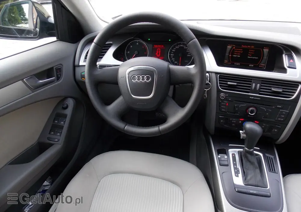 AUDI A4 Avant 2.0 TDI DPF multitronic Attraction