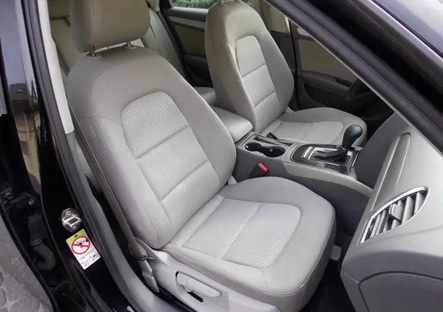 AUDI A4 Avant 2.0 TDI DPF multitronic Attraction