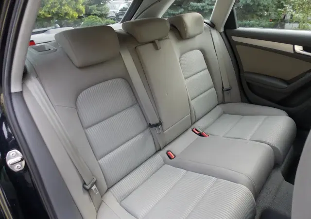 AUDI A4 Avant 2.0 TDI DPF multitronic Attraction