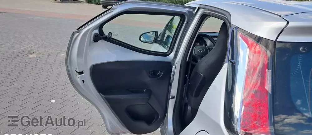 TOYOTA Aygo 