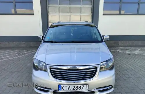 CHRYSLER Town & Country 