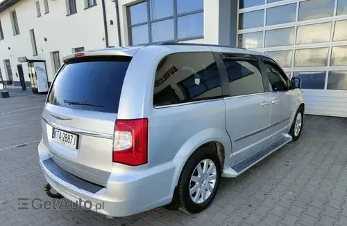 CHRYSLER Town & Country 