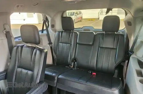 CHRYSLER Town & Country 