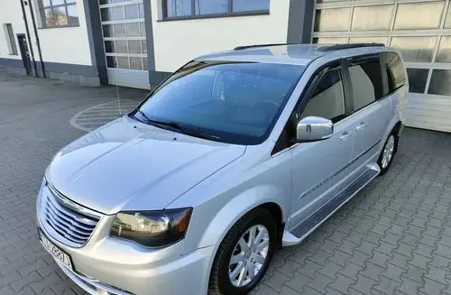 CHRYSLER Town & Country 