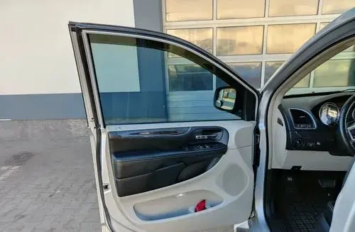 CHRYSLER Town & Country 