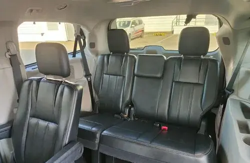 CHRYSLER Town & Country 