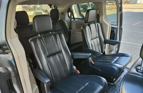 CHRYSLER Town & Country 