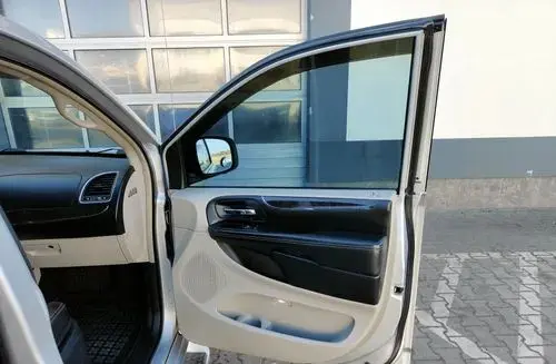 CHRYSLER Town & Country 