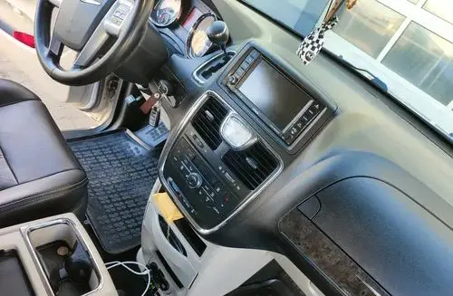 CHRYSLER Town & Country 