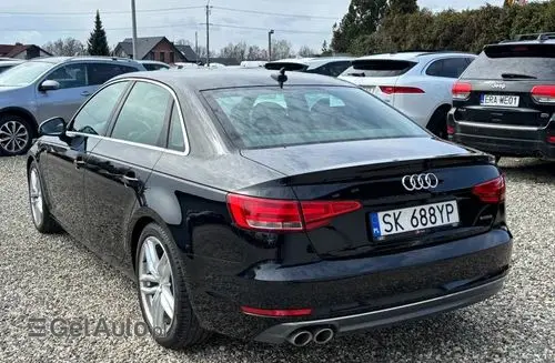 AUDI A4 