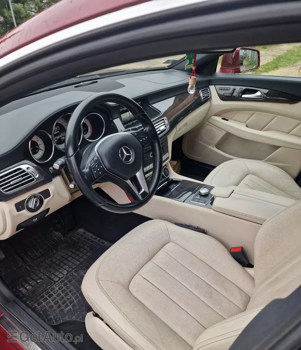 MERCEDES-BENZ Cls 