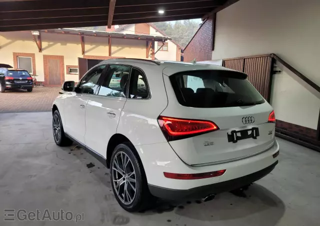 AUDI Q5 2.0 TDI Quattro S tronic