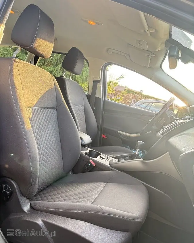 FORD Focus 1.0 EcoBoost Start-Stopp-System ST-LINE