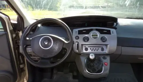 RENAULT Scenic 