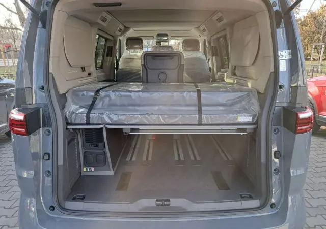 VOLKSWAGEN California 