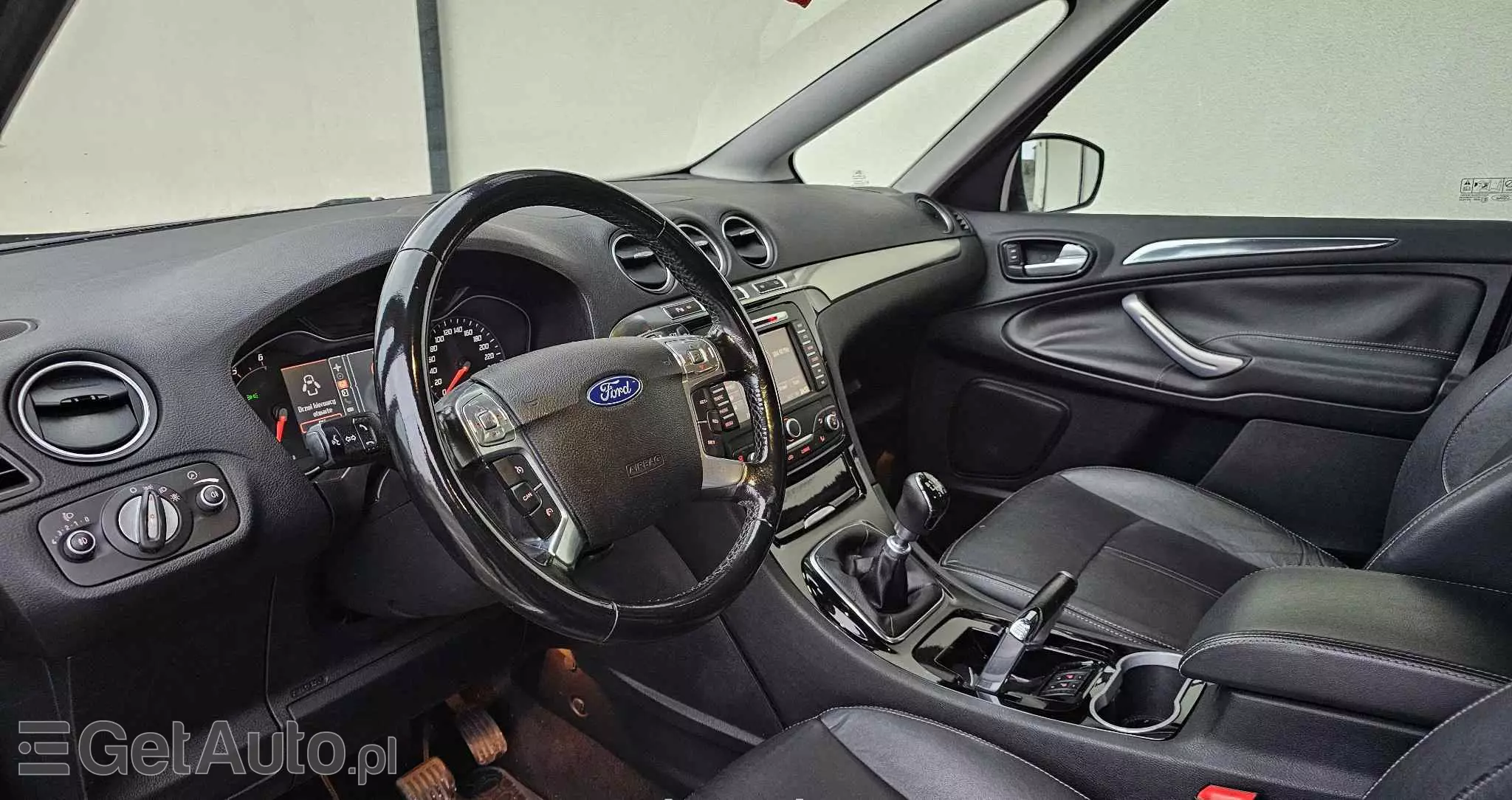 FORD S-Max 2.0 TDCi DPF Titanium