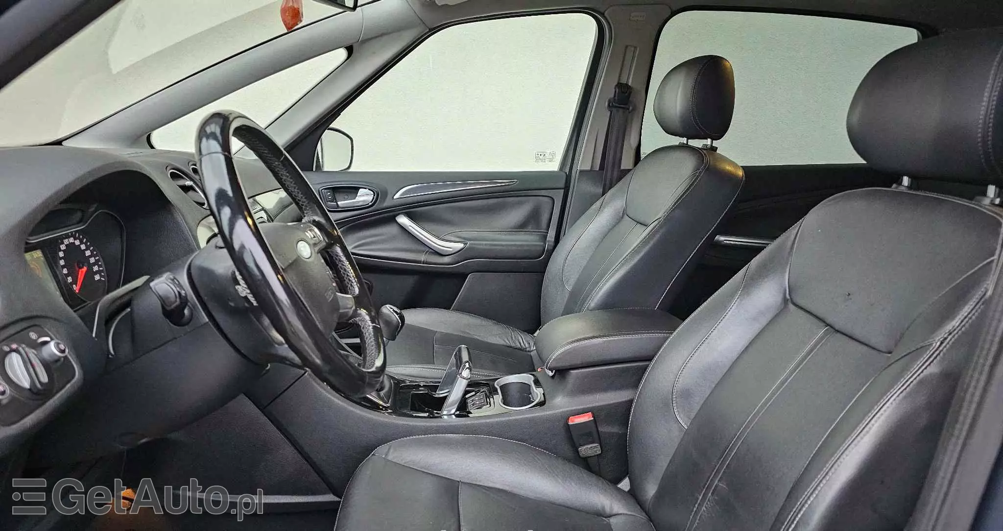 FORD S-Max 2.0 TDCi DPF Titanium