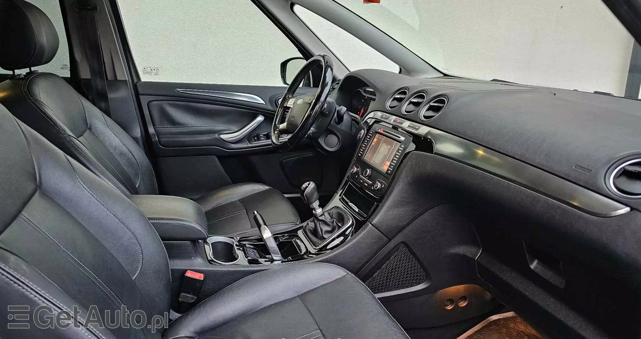 FORD S-Max 2.0 TDCi DPF Titanium