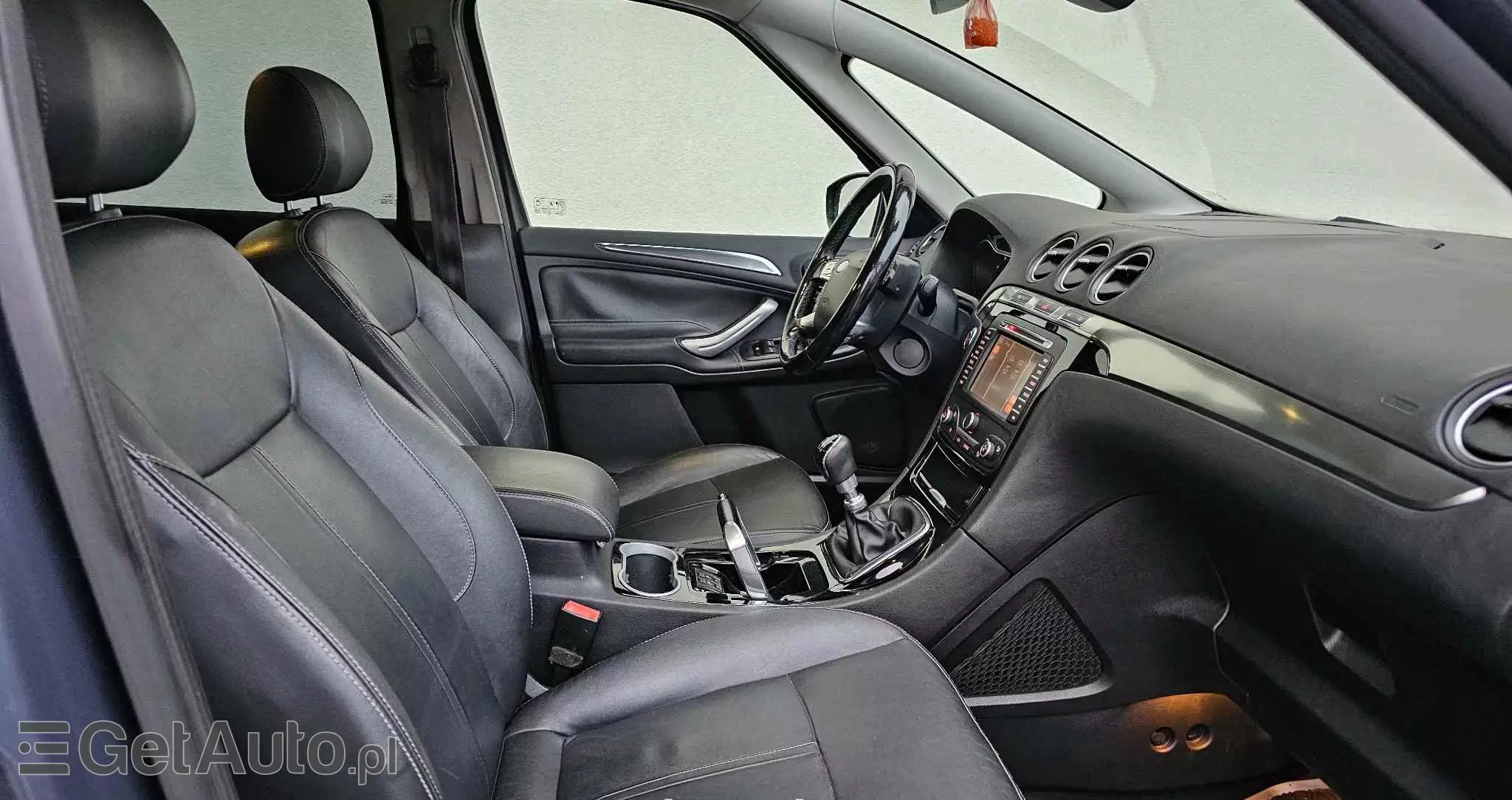 FORD S-Max 2.0 TDCi DPF Titanium