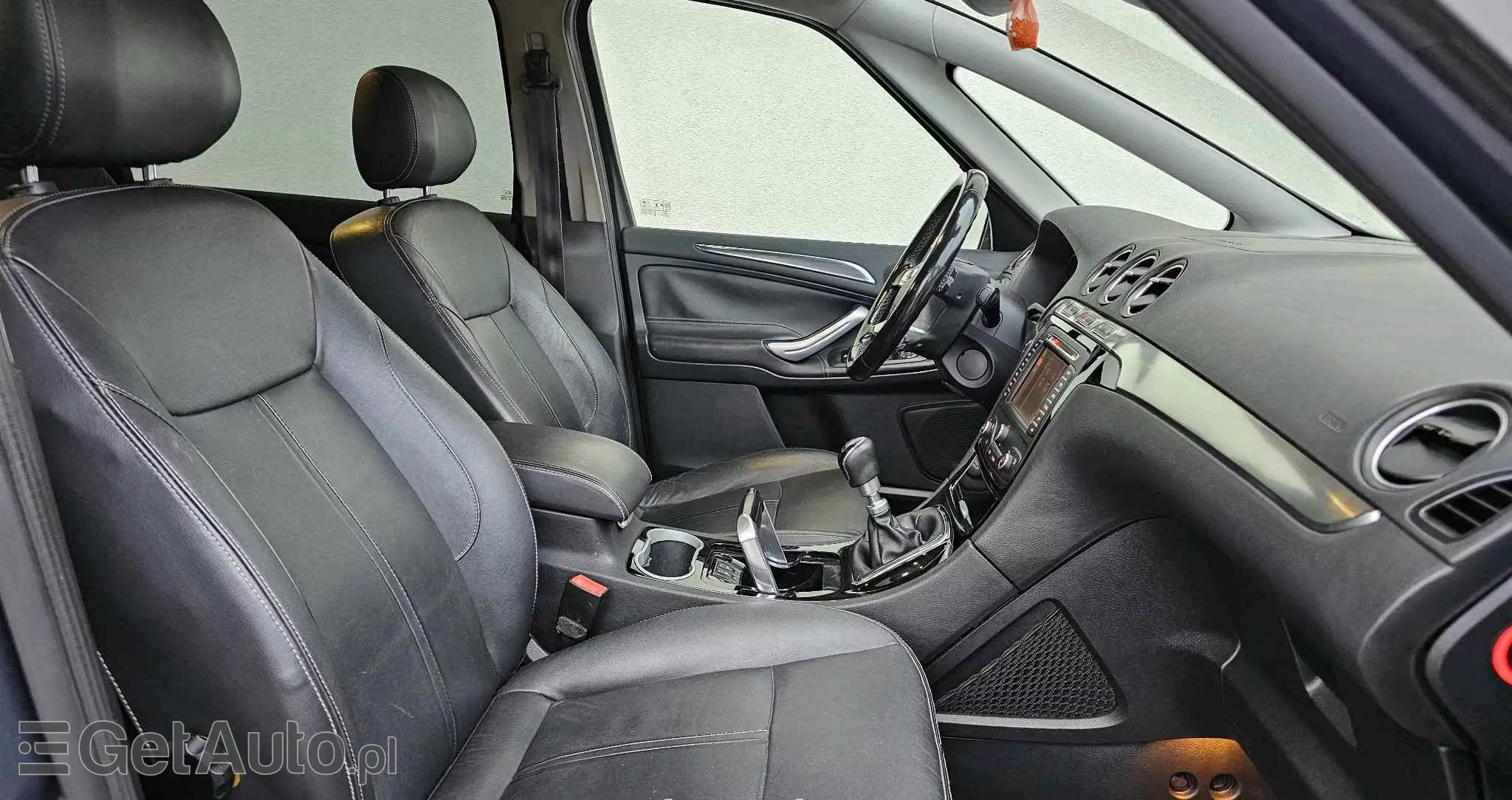 FORD S-Max 2.0 TDCi DPF Titanium