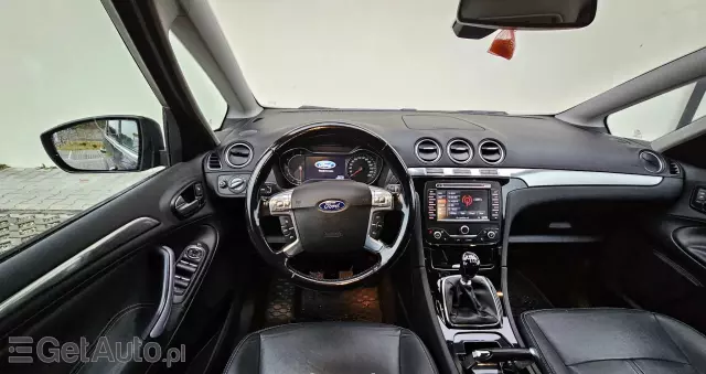 FORD S-Max 2.0 TDCi DPF Titanium