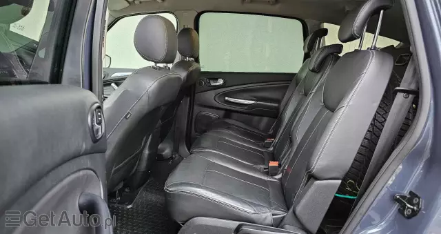 FORD S-Max 2.0 TDCi DPF Titanium