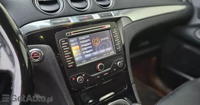 FORD S-Max 2.0 TDCi DPF Titanium