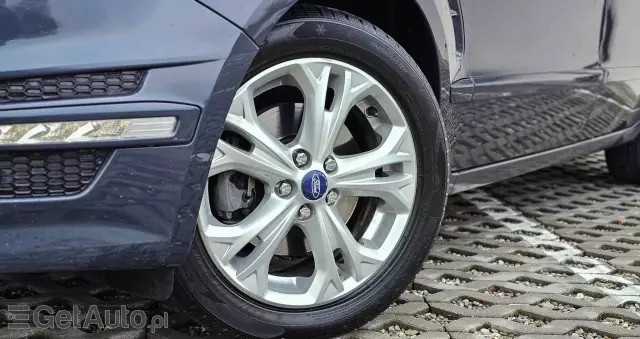 FORD S-Max 2.0 TDCi DPF Titanium