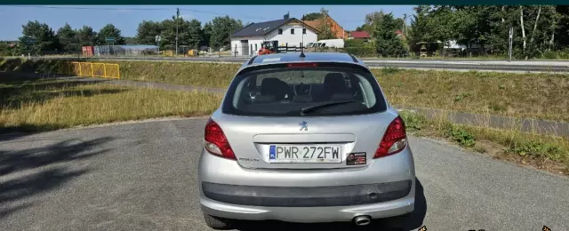 PEUGEOT 207 1.6 HDi (110 KM)