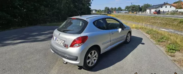 PEUGEOT 207 1.6 HDi (110 KM)