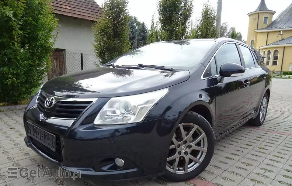 TOYOTA Avensis 