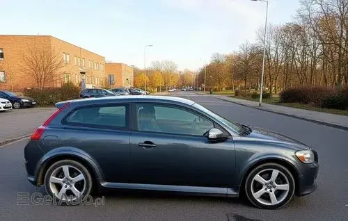 VOLVO C30 