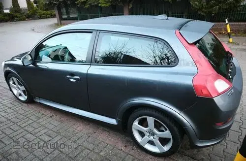 VOLVO C30 