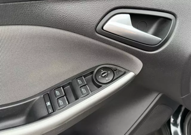 FORD Focus 1.6 Edition