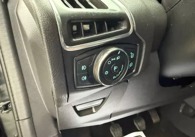 FORD Focus 1.6 Edition