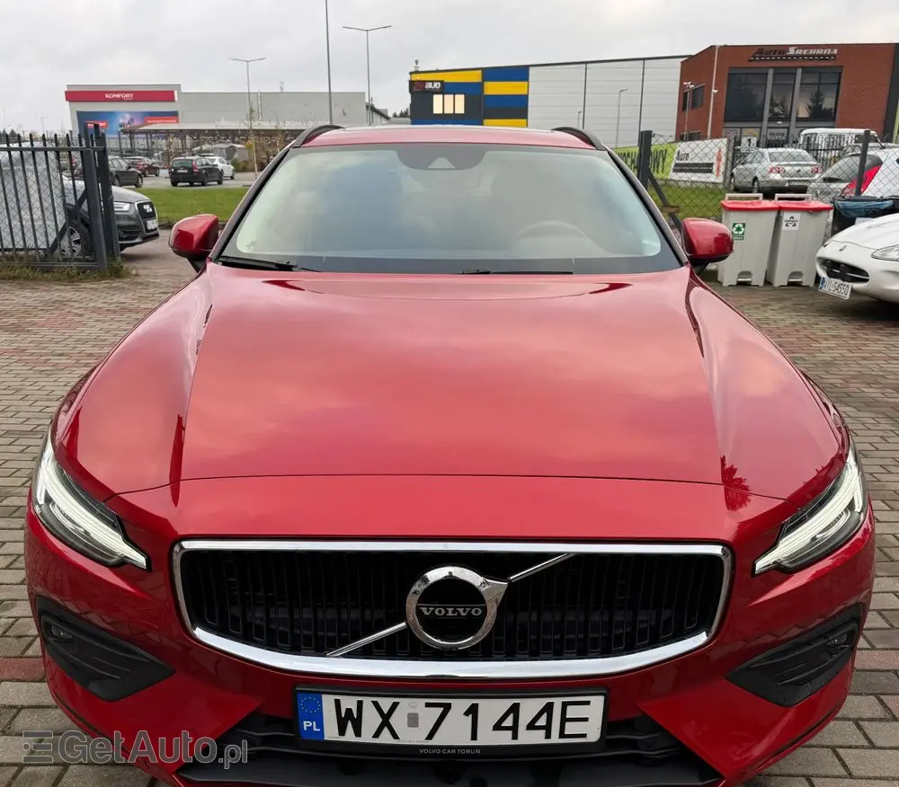 VOLVO V60 D4 Momentum Pro