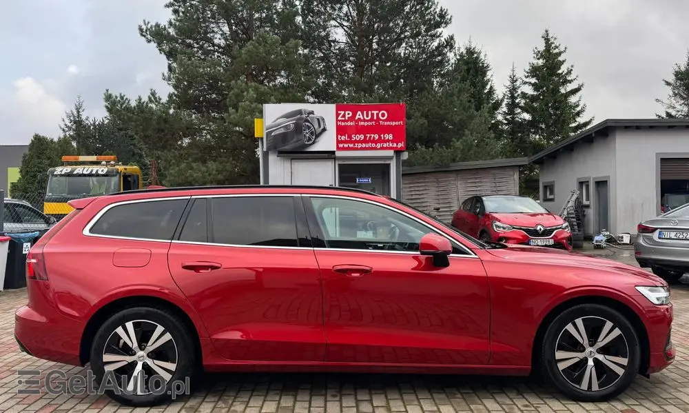 VOLVO V60 D4 Momentum Pro