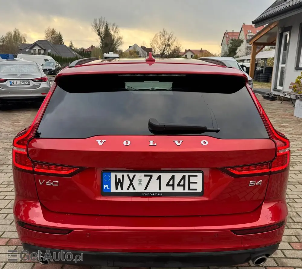 VOLVO V60 D4 Momentum Pro