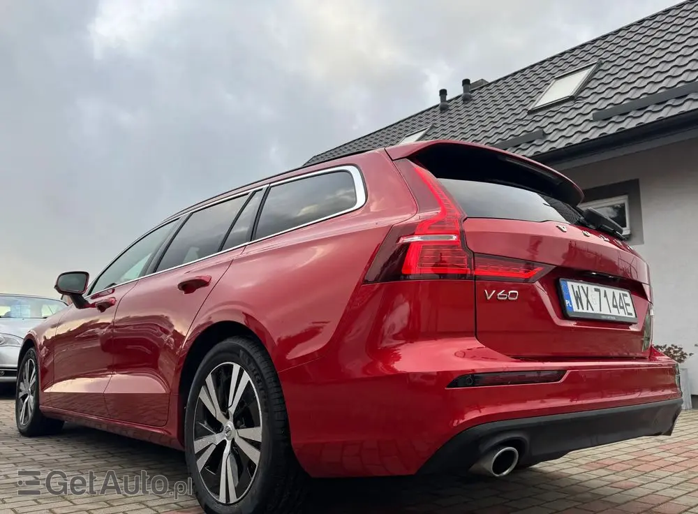 VOLVO V60 D4 Momentum Pro