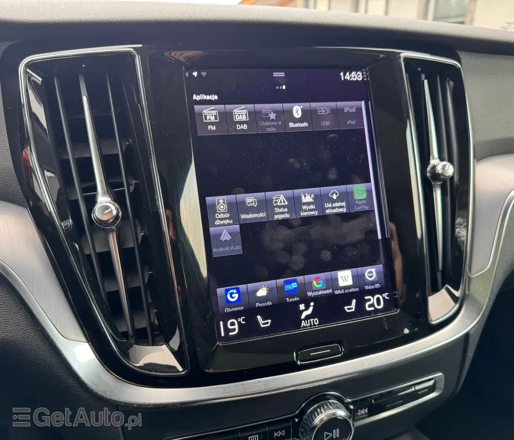 VOLVO V60 D4 Momentum Pro