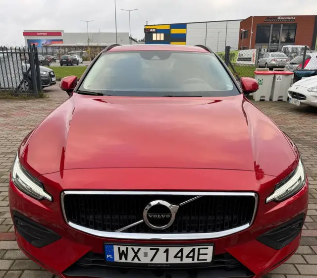 VOLVO V60 D4 Momentum Pro