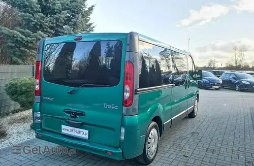 RENAULT Trafic 