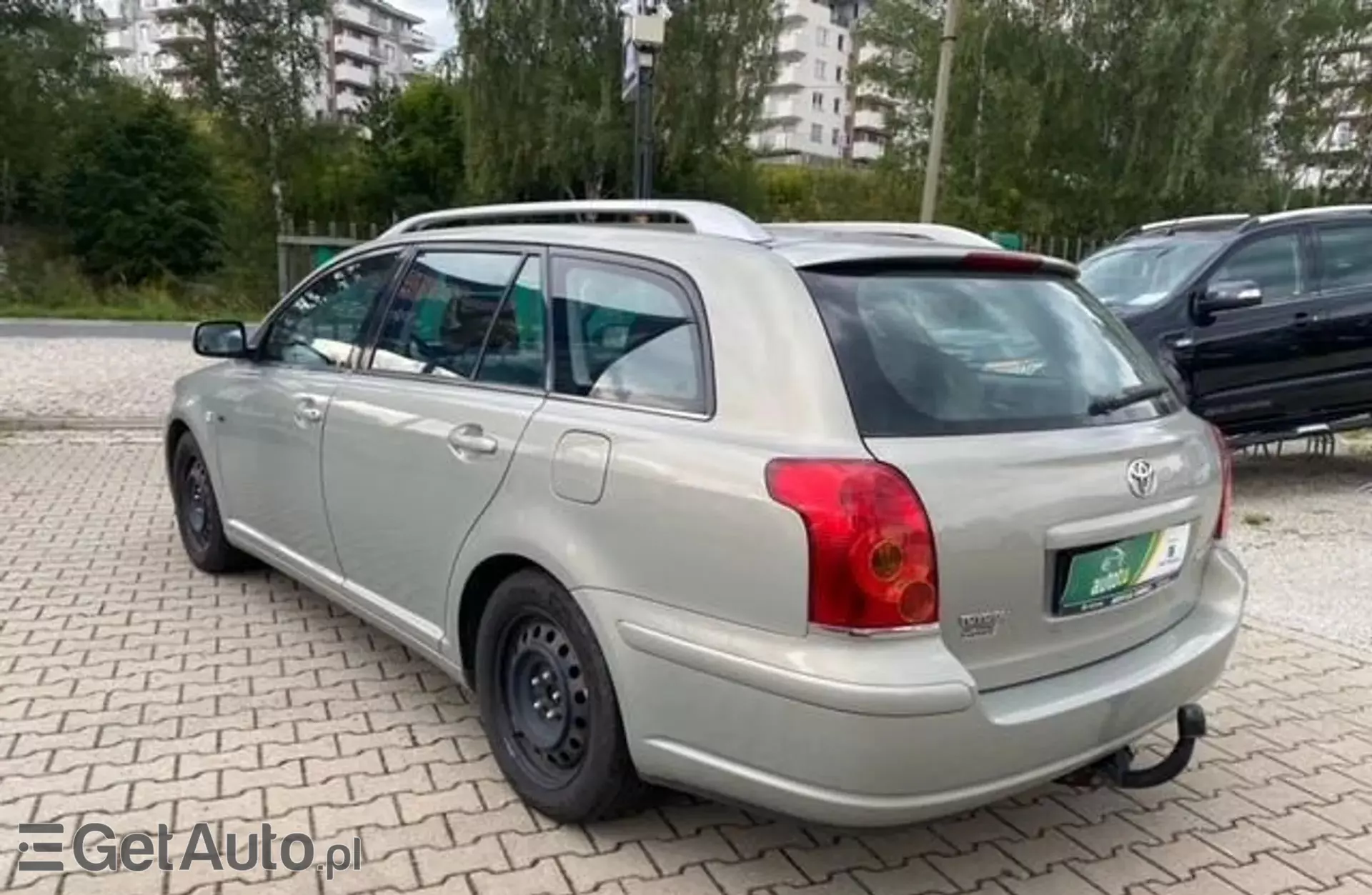 TOYOTA Avensis 1.8 VVT-i (129 KM) MT