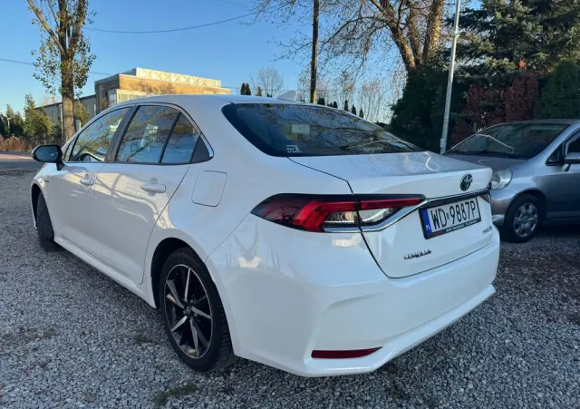 TOYOTA Corolla 1.8 Hybrid Comfort