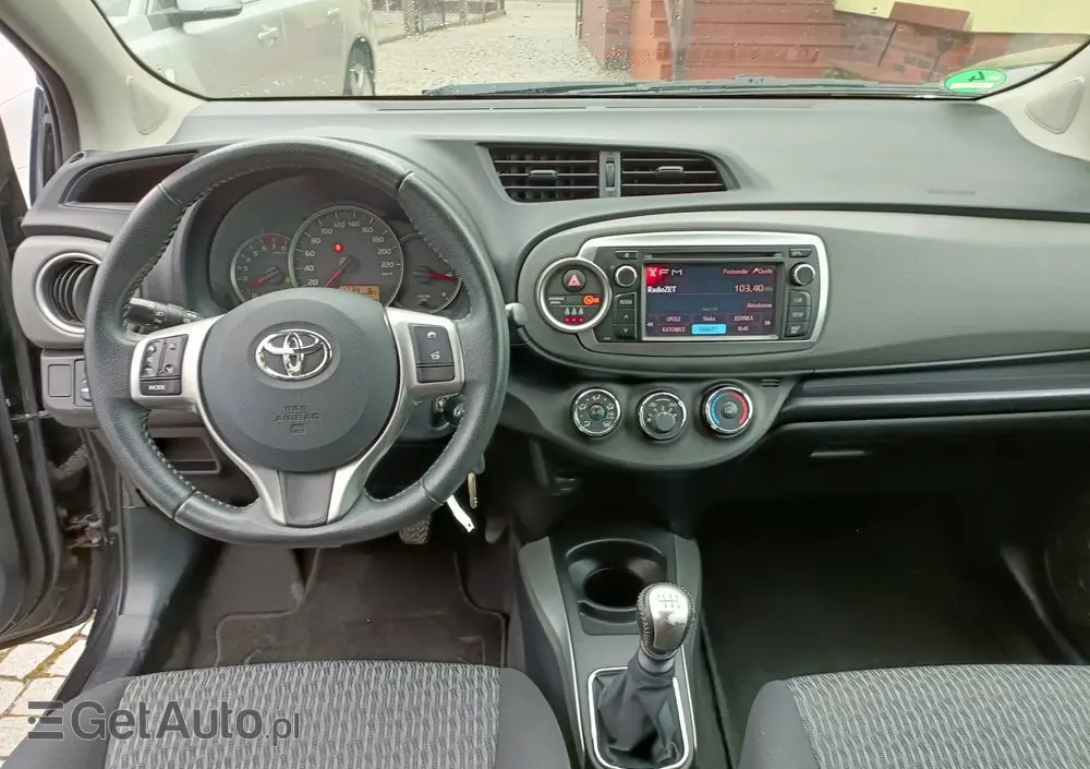 TOYOTA Yaris 1.33 VVT-i Edition