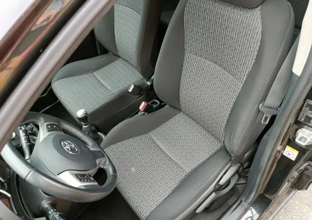 TOYOTA Yaris 1.33 VVT-i Edition