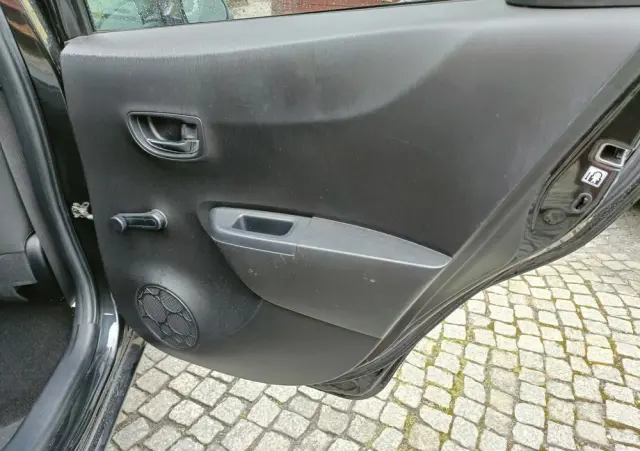 TOYOTA Yaris 1.33 VVT-i Edition