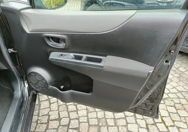 TOYOTA Yaris 1.33 VVT-i Edition