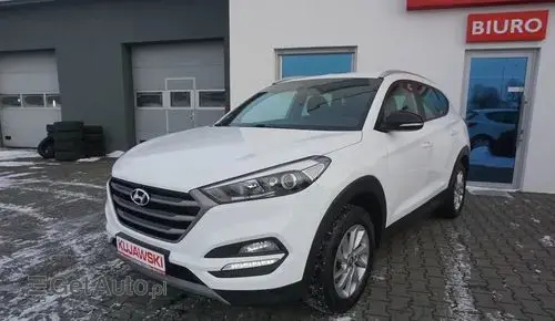 HYUNDAI Tucson 